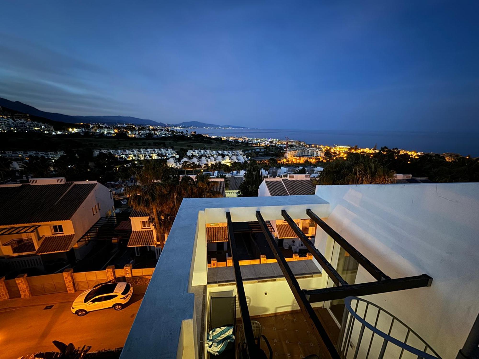 Casa Feliz - Penthouse In Manilva Lejlighed Eksteriør billede